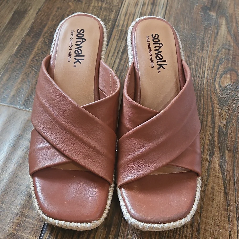 Softwalk Women's Brown Leather Espadrille Wedge Sandals. Size 7.5‎